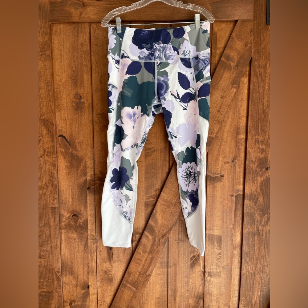Apana Leggins